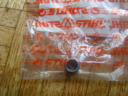 Stihl Nadelhülse 95130031920 - Treckerflickershop