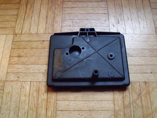 Briggs&Stratton Luftfiltergehäuse 492650 - Treckerflickershop