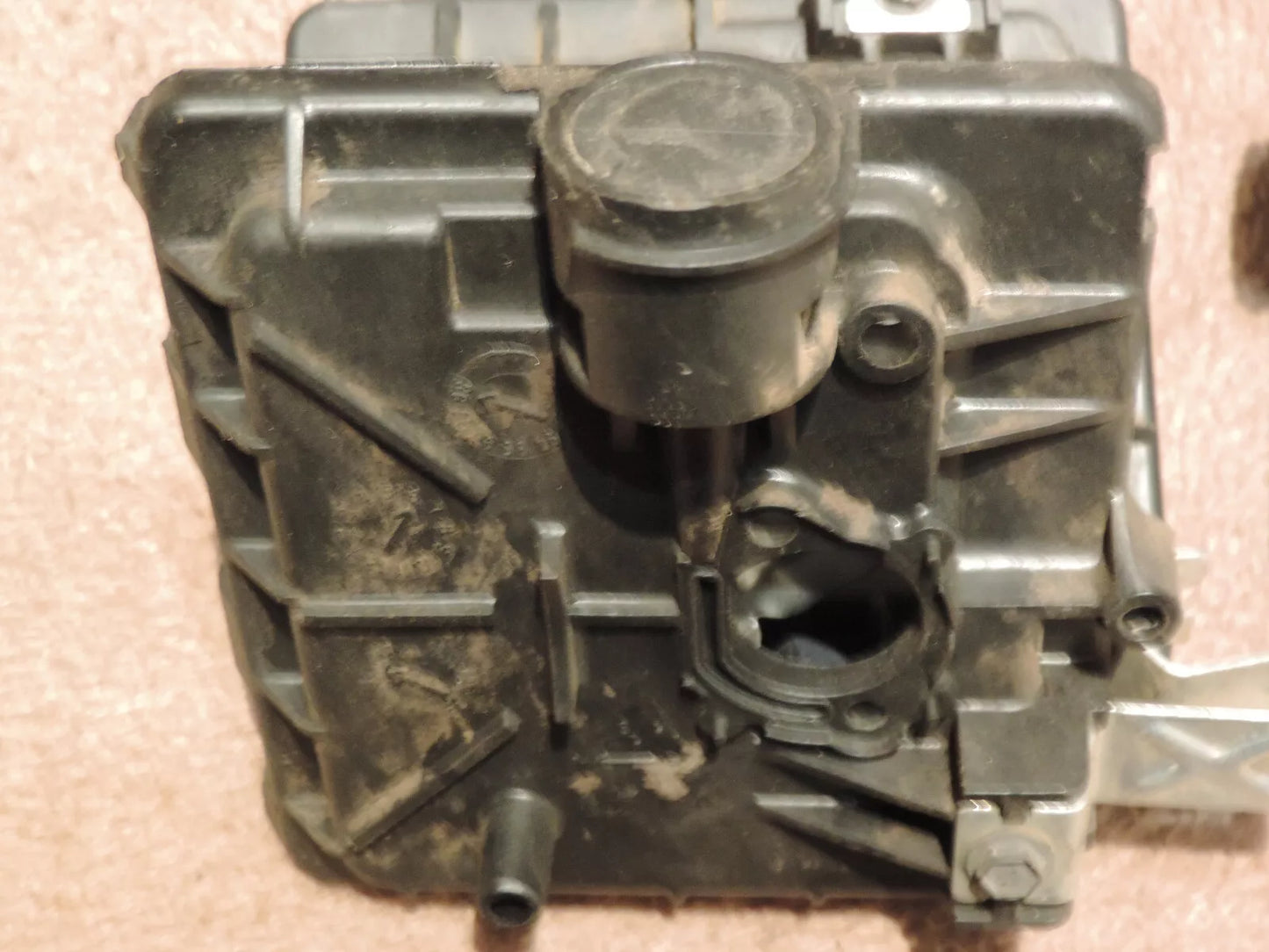 Briggs&Stratton Luftfiltergehäuse 496116 - Treckerflickershop