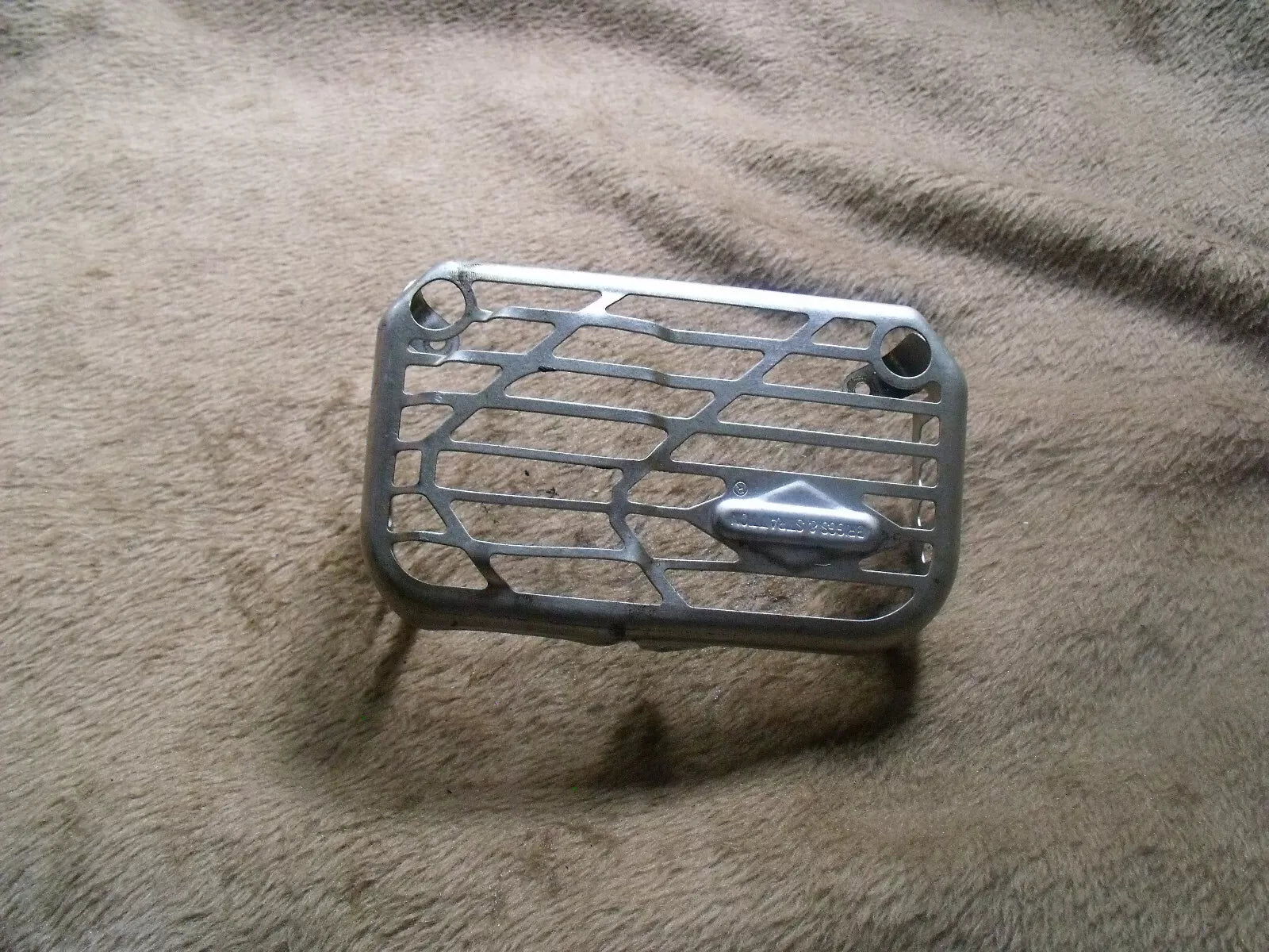 Briggs&Stratton Auspuffschutz  Quantum Motoren Serie 600 OHV 593411 - Treckerflickershop
