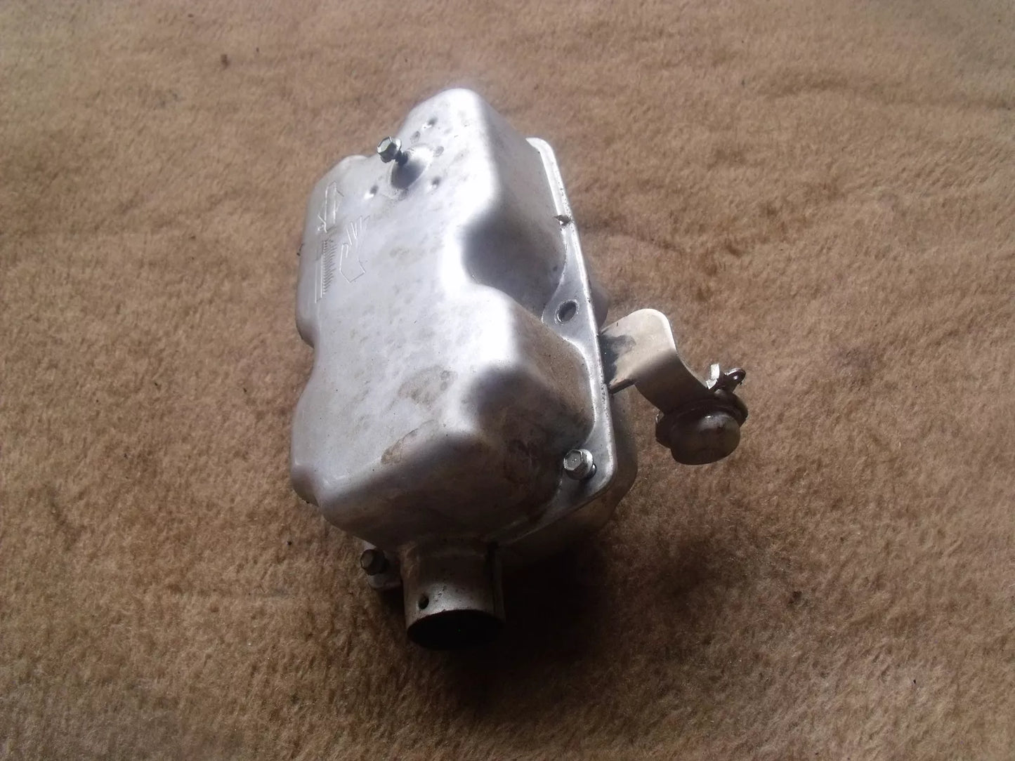 Briggs&Stratton Auspuff  Serie 900 OHV Motoren 597288 - Treckerflickershop
