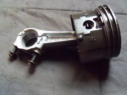 Briggs & Stratton Kolben  für Sprint Serie 300 Motor 795689 - Treckerflickershop