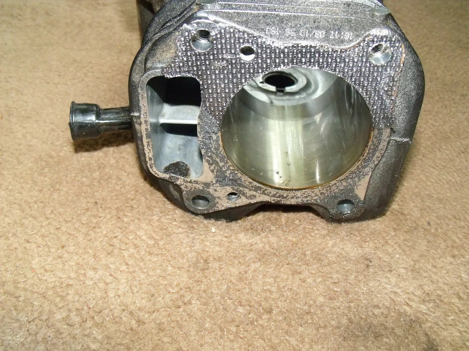 Briggs & stratton Zylinder für Quantum Serie 600 OHV Motor 798947 - Treckerflickershop