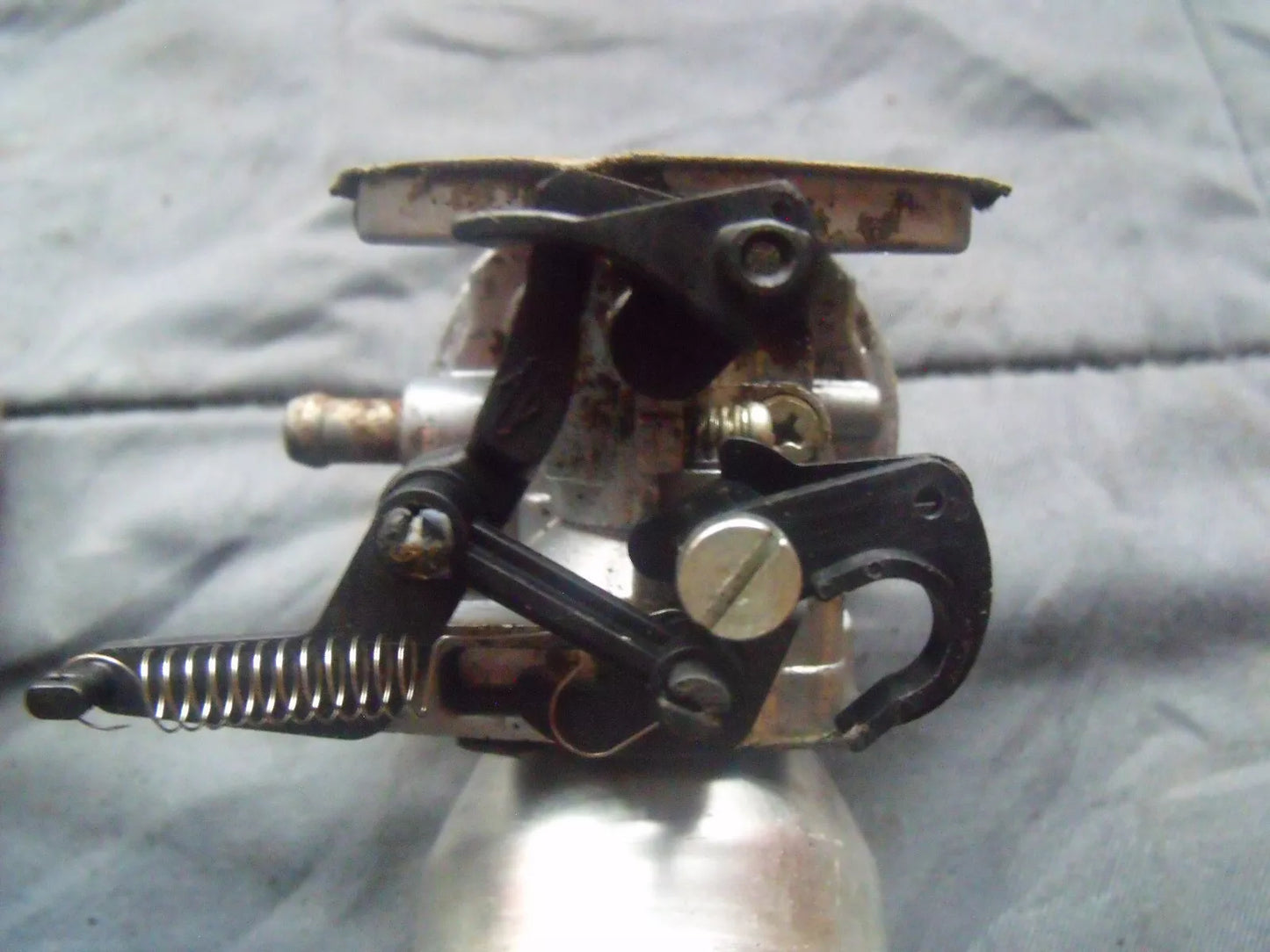 Briggs & Stratton Auto Choke Niki Vergaser  DOV 793493 - Treckerflickershop