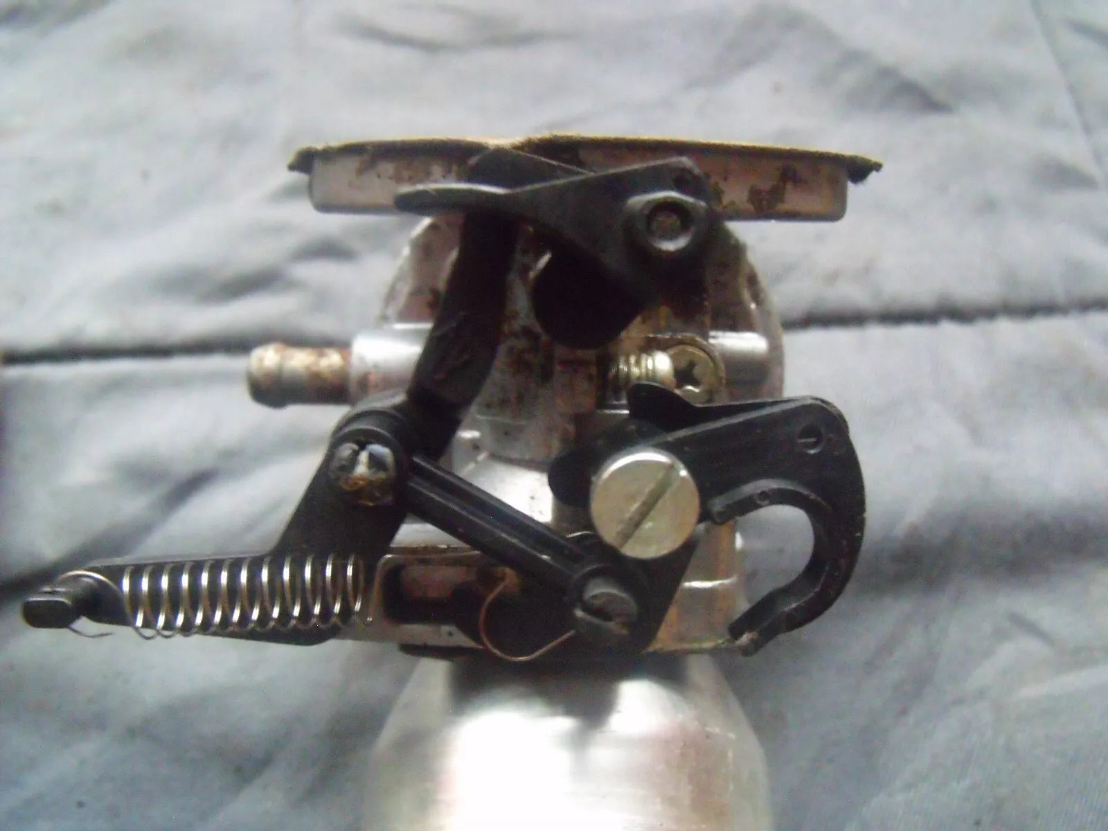 Briggs & Stratton Auto Choke Niki Vergaser  DOV 793493 - Treckerflickershop