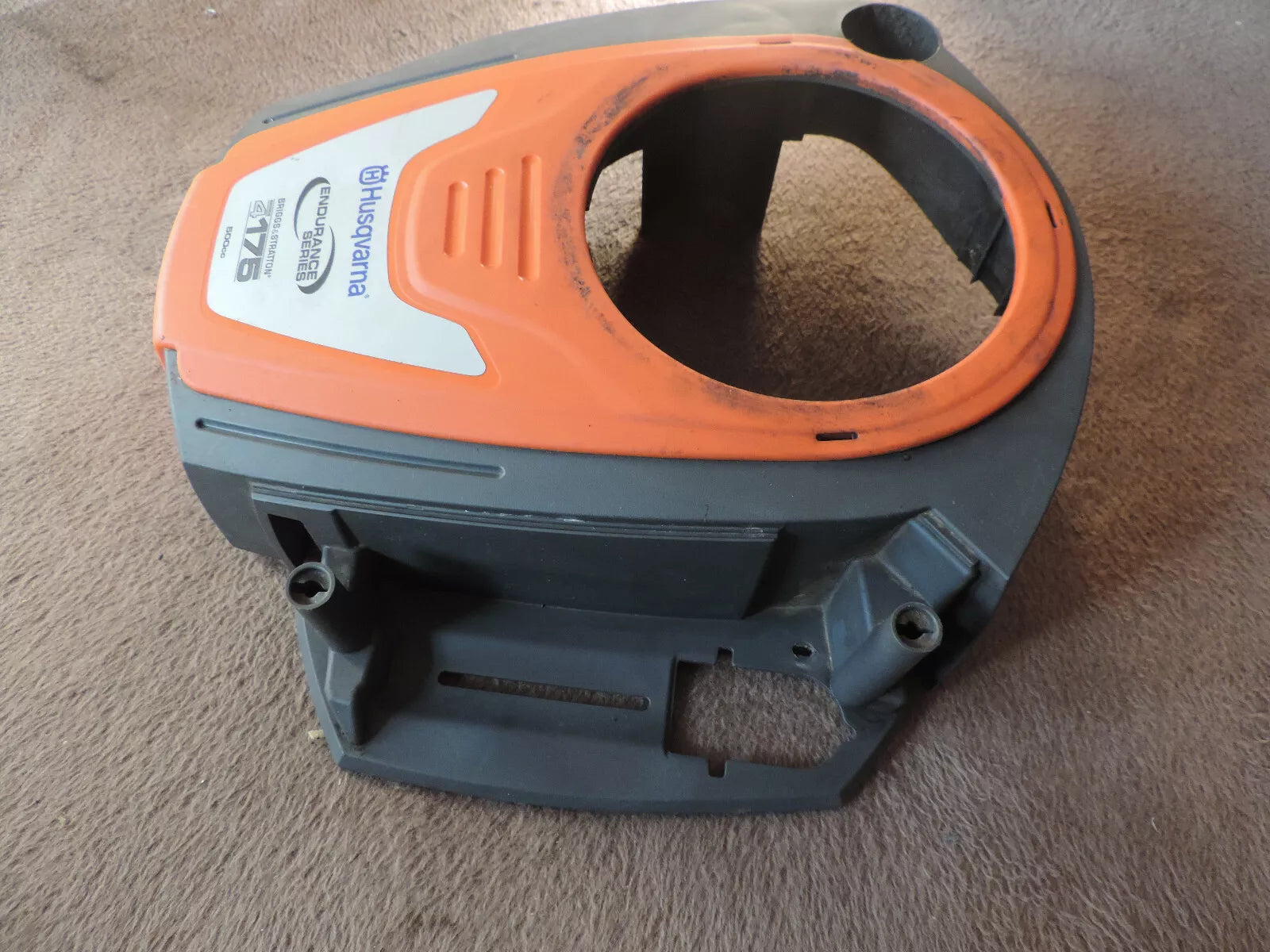 Briggs & Stratton Motorabdeckung 592813 - Treckerflickershop