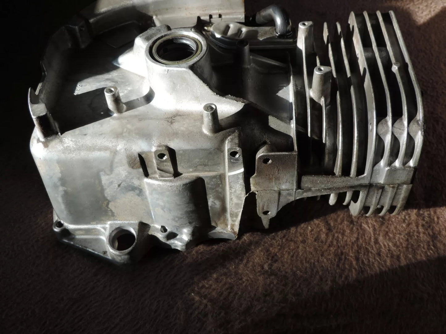 Briggs & Stratton Zylinder für Model 21B807 Motor 697377 - Treckerflickershop