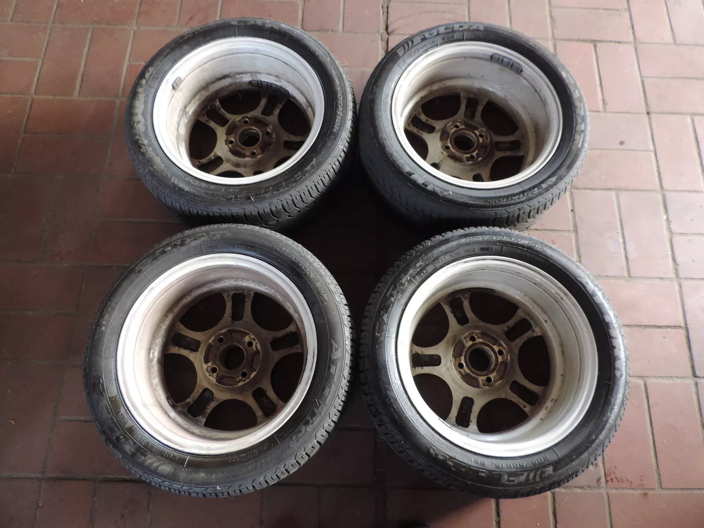 4x Enzo Alufelge 7J x 15H2 mit Sommereifen - Treckerflickershop