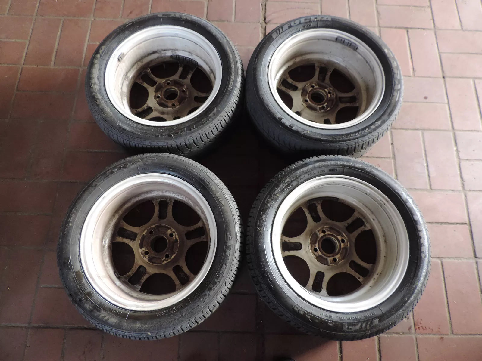 4x Enzo Alufelge 7J x 15H2 mit Sommereifen - Treckerflickershop