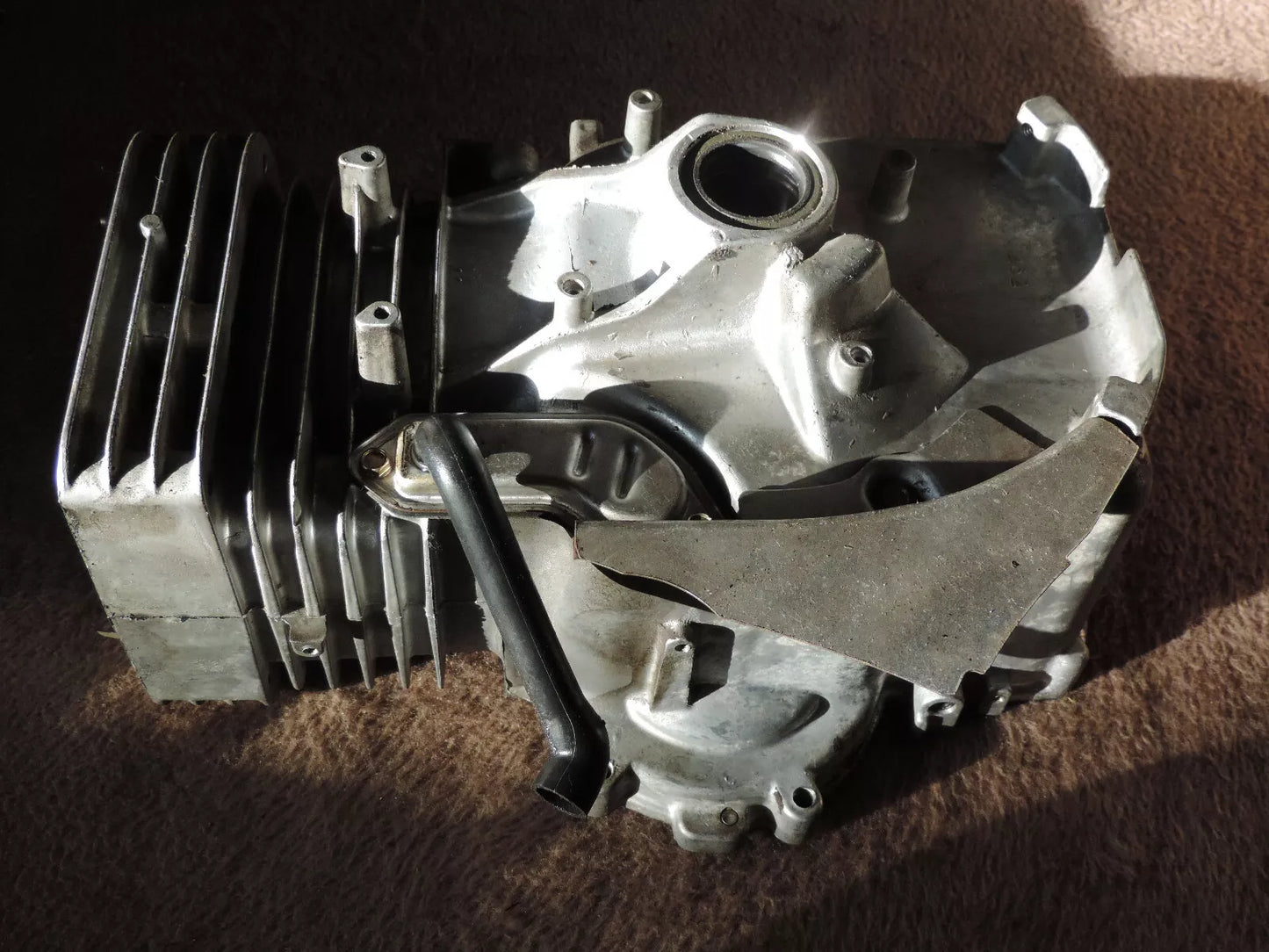 Briggs & Stratton Zylinder für Model 21B807 Motor 697377 - Treckerflickershop
